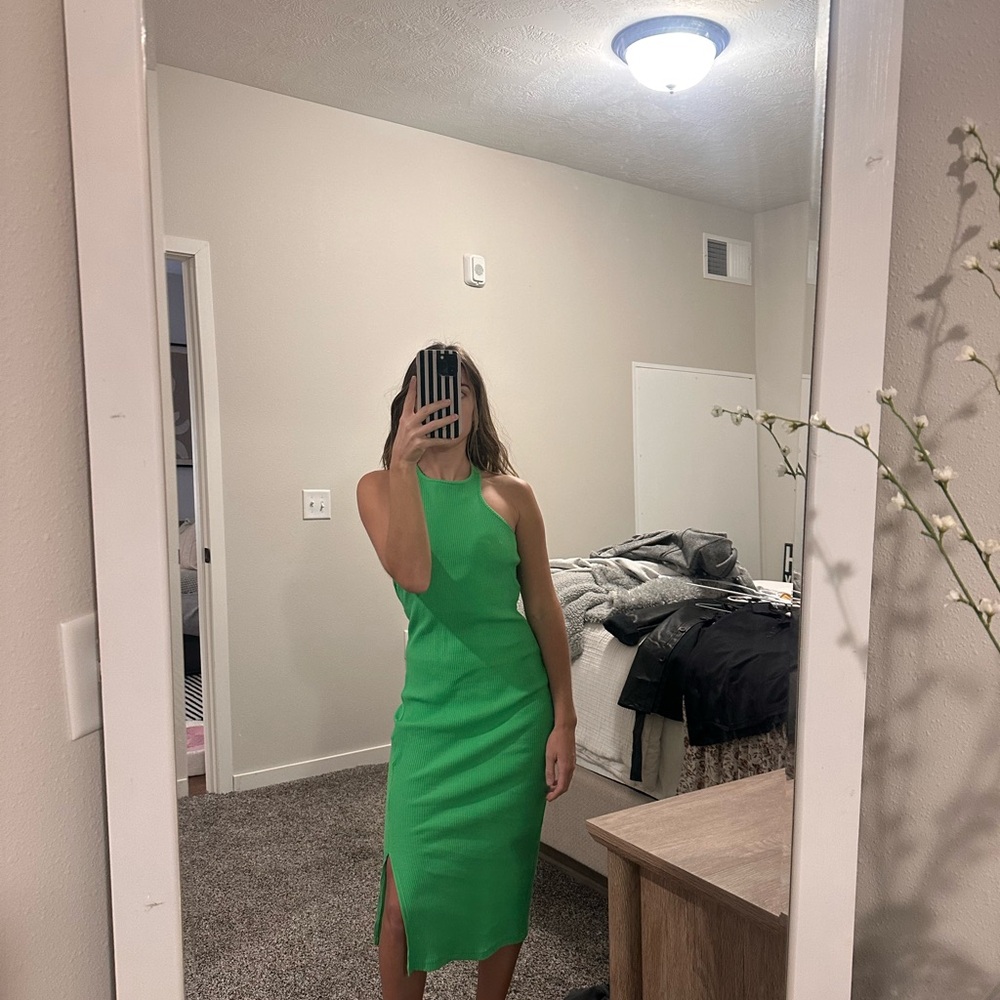 Green ribbed midi dress